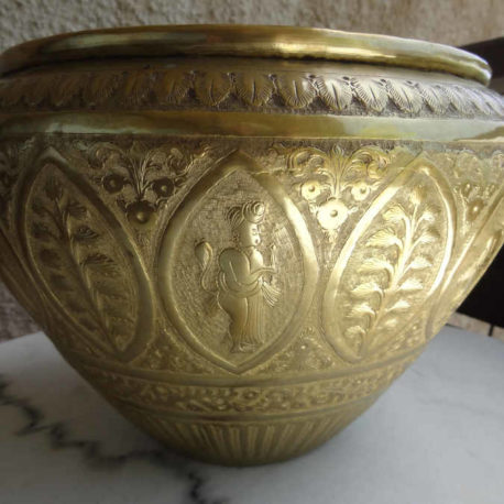 ancien cache pot indien ou persan verso